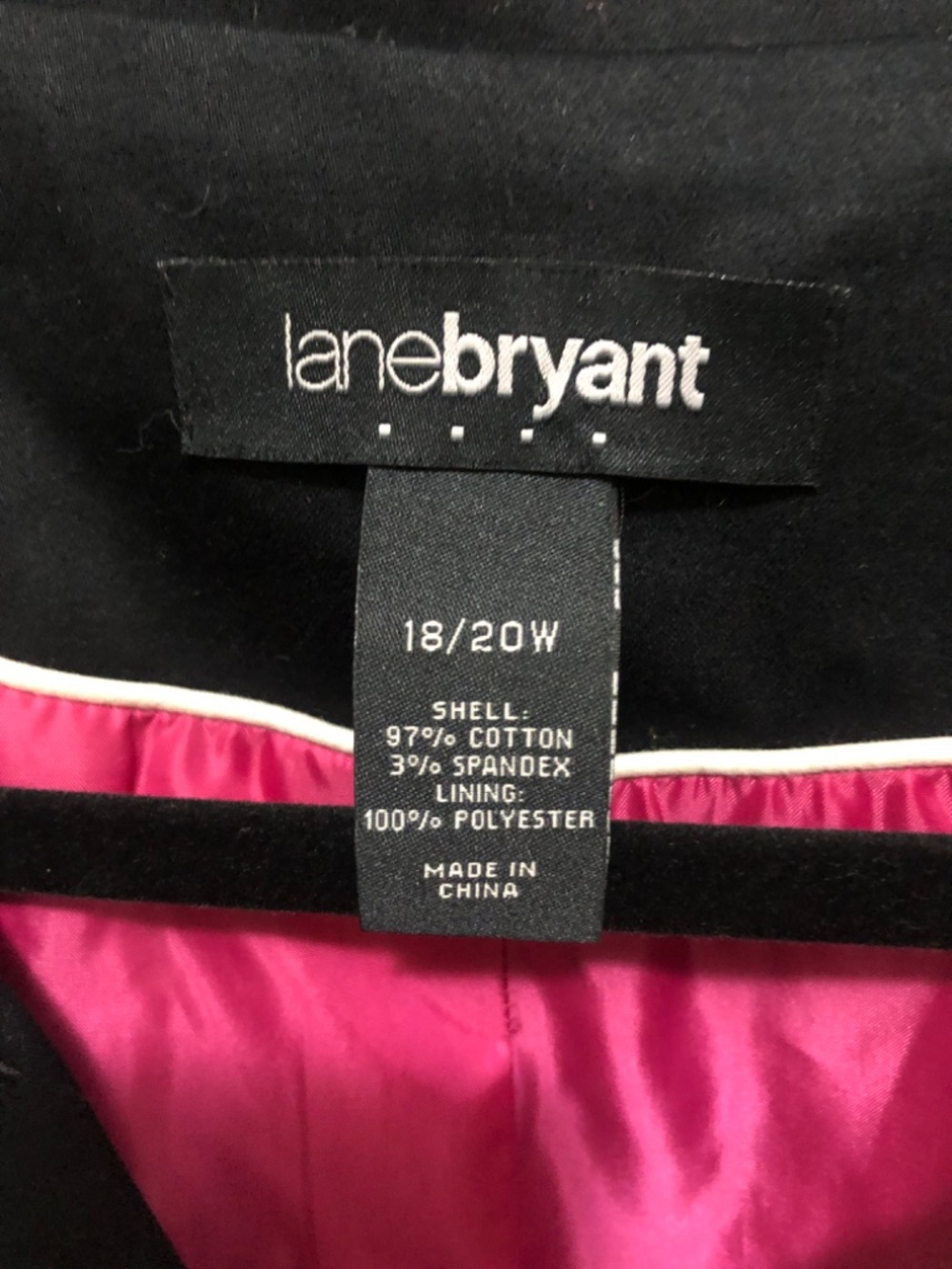 Lane Bryant 18/20W black cotton trench belted lined with pink - Picture 3 of 6
